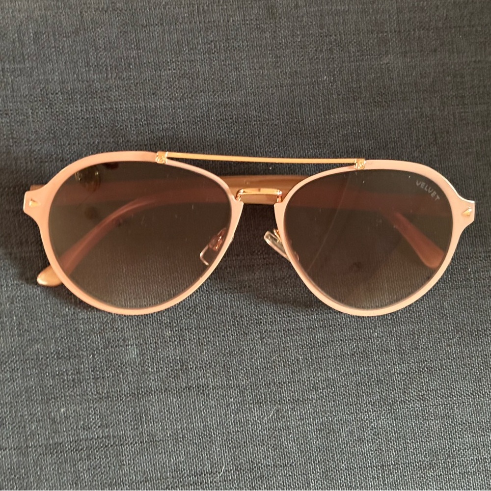 Velvet Jesse Sunglasses